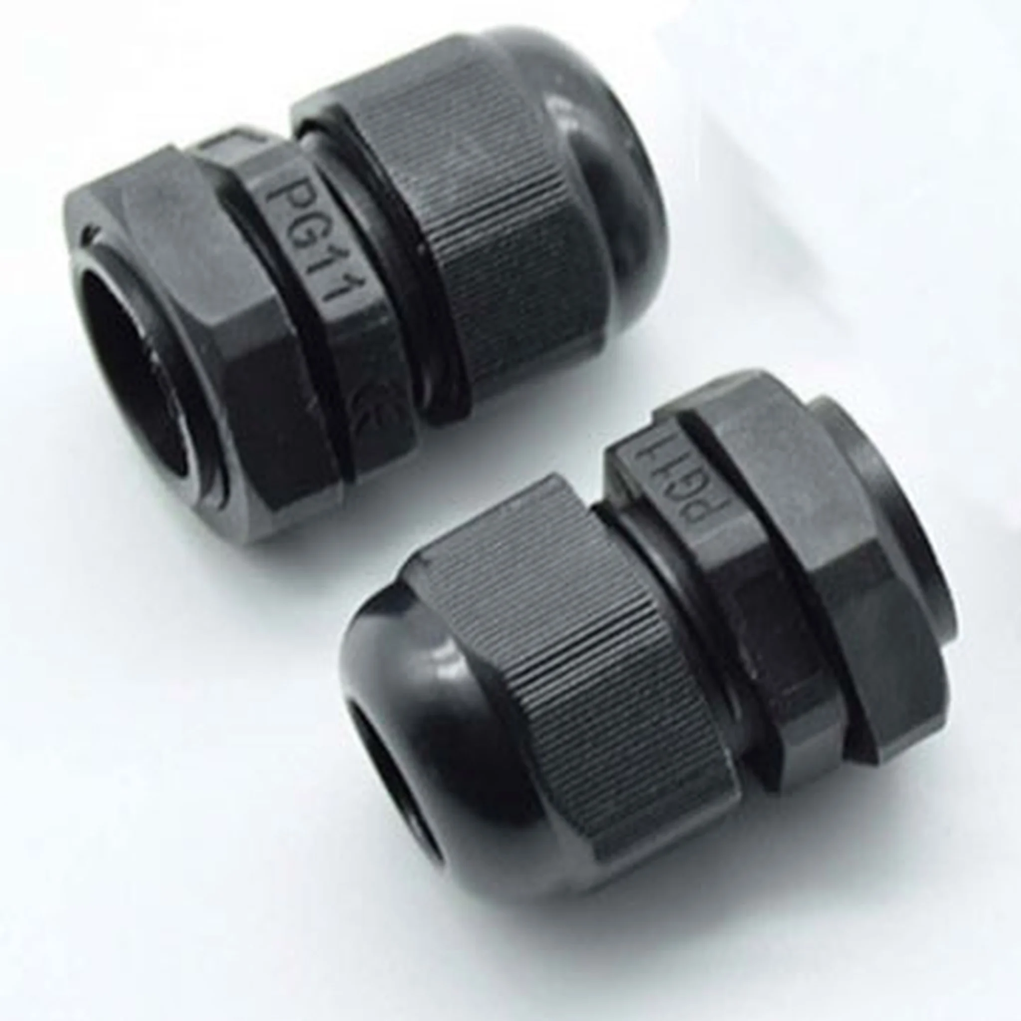 IP68 PG42 Waterproof Nylon Plastic Cable Gland Connector Black